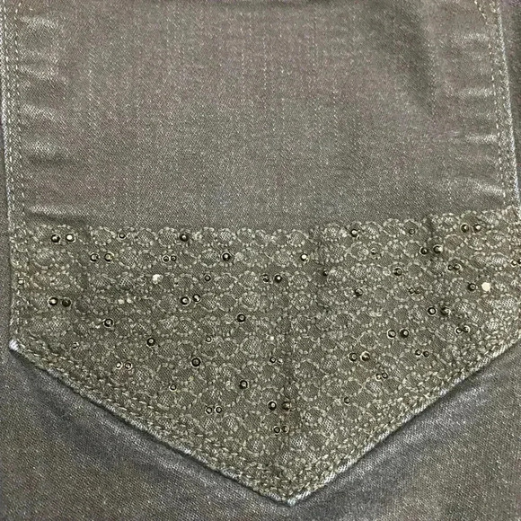 NYDJ BLACK JEANS WITH STRETCH. 12P - Picture 8 of 12